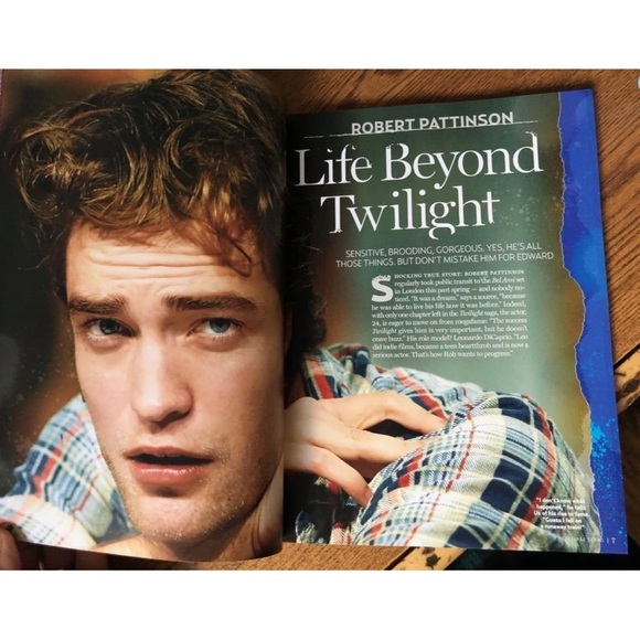 Vintage The Sexy Stars Of Twilight Eclipse Collector's Edition US Magazine - Picture 5 of 9